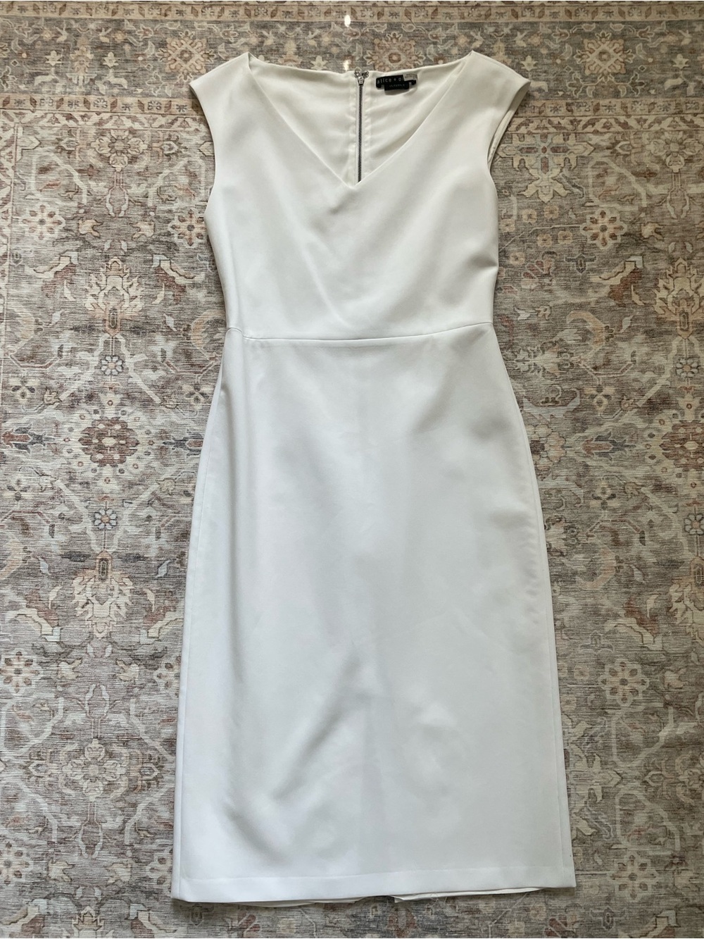 Alice + Olivia White Cap-Sleeve Midi Sheath Dress